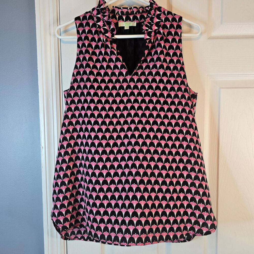 Jade Melody Tam-Ruffle V-neck‎ Geometric Print Sleeveless Shirt sz Small